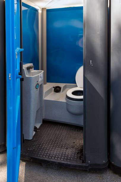 Portable Toilet Options We Offer in Samoset, FL