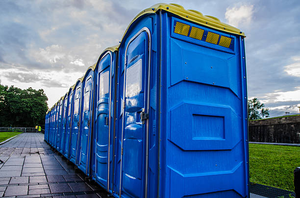 Best Porta potty rental near me  in Samoset, FL